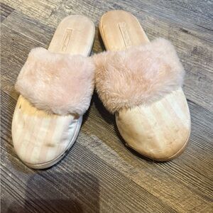 Victoria's Secret Cream and Pink Faux Fur Slippers